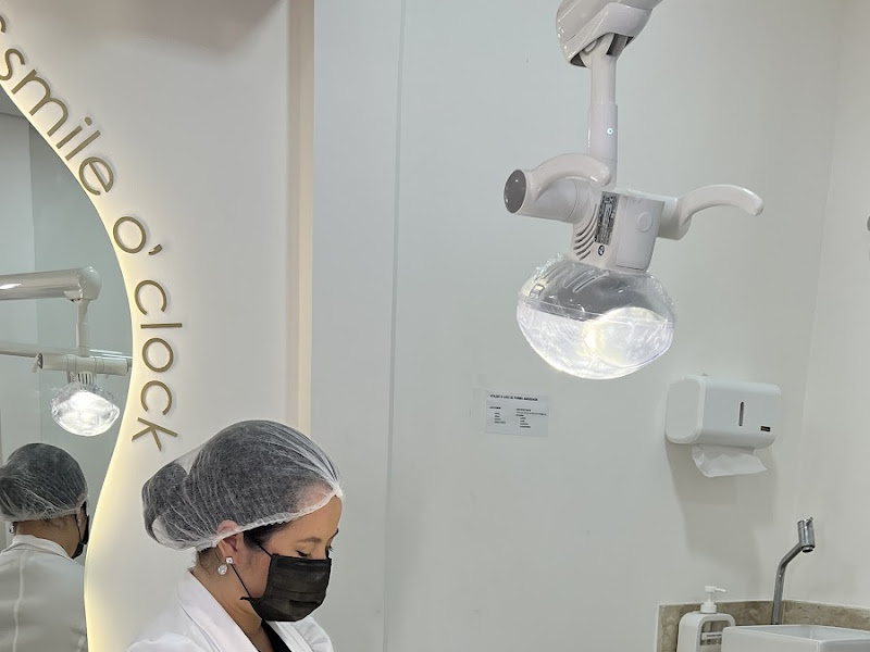 Foto de Dra Paula Motoyama - Odontologia