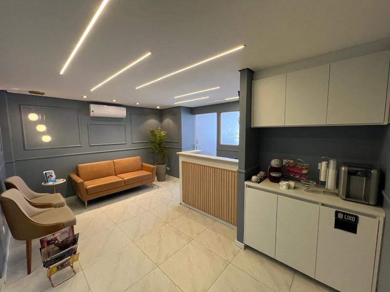 Foto 3 de Dra. Paula Turiani - Dentista na Consolação