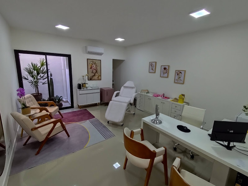 Foto 3 de Dra. Paula Vanina | Harmonização Orofacial