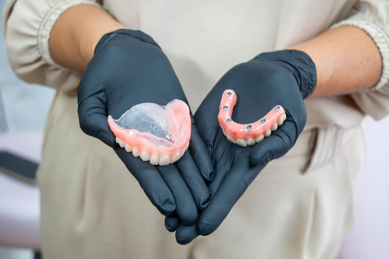 Foto 2 de Dra. Paulina Becker | Clínica Odontológica Especializada em Implantes Dentários