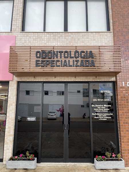 Foto 2 de Dra. Pollyana Lamounier