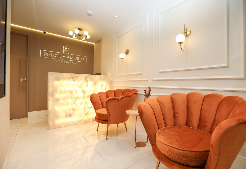 Foto 2 de Dra. Priscila Amorim - Clínica Harmonização facial / Preenchimento / full face/ Preenchimento labial / Botox / Salvador