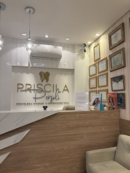 Foto 2 de Dra Priscila Persoli - odontologia integrada e harmonização facial