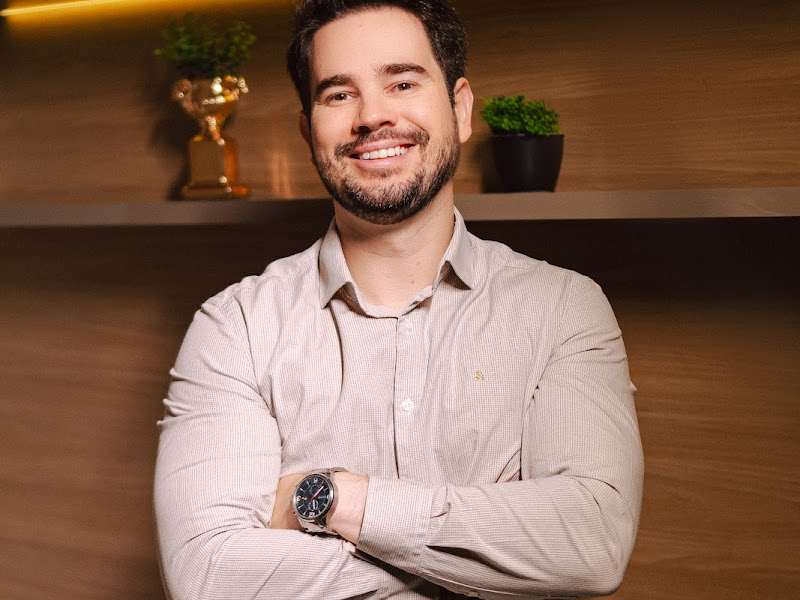 Foto 2 de Dra.Priscila Porto e Dr.Luciano Pazzini | Teófilo Otoni