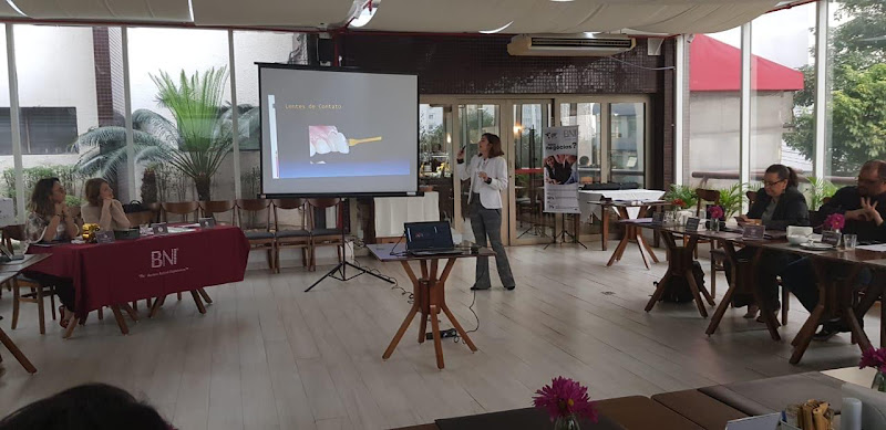 Foto 3 de Dra. Queli Barbosa | Dentista em São Paulo