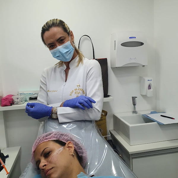 Foto 3 de Dra. Rachel M. - Harmonização Orofacial