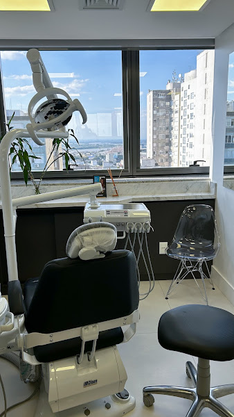 Foto 2 de Dra. Rafaela Barbosa - Cirurgiã-dentista