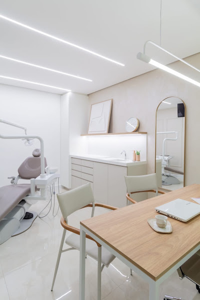 Foto 2 de Dra. Rafaela Lazzari Iaione - Dentista