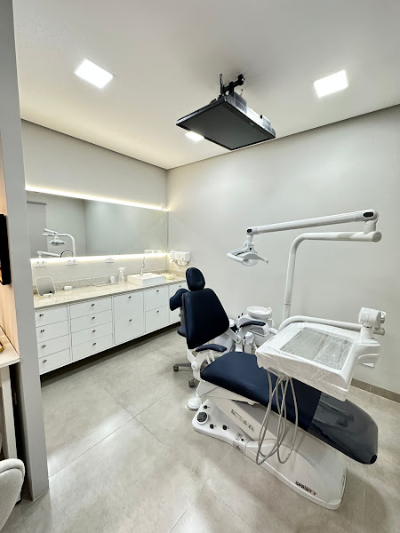 Foto 2 de Dra. Rafaela Lima | Dentista | Prótese | Estética