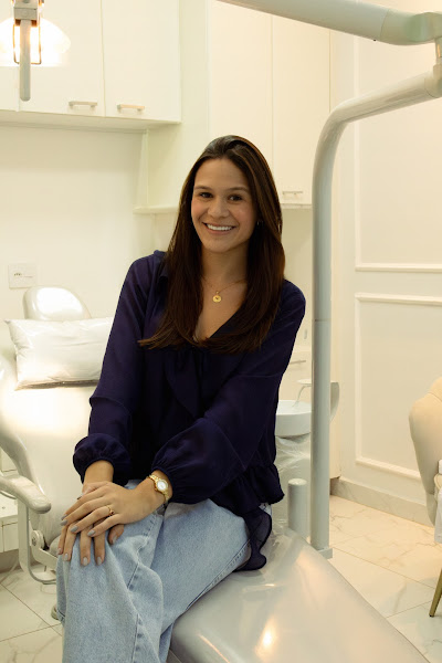 Foto 3 de Dra. Rafaela Lovisoto - Dentista em Franca