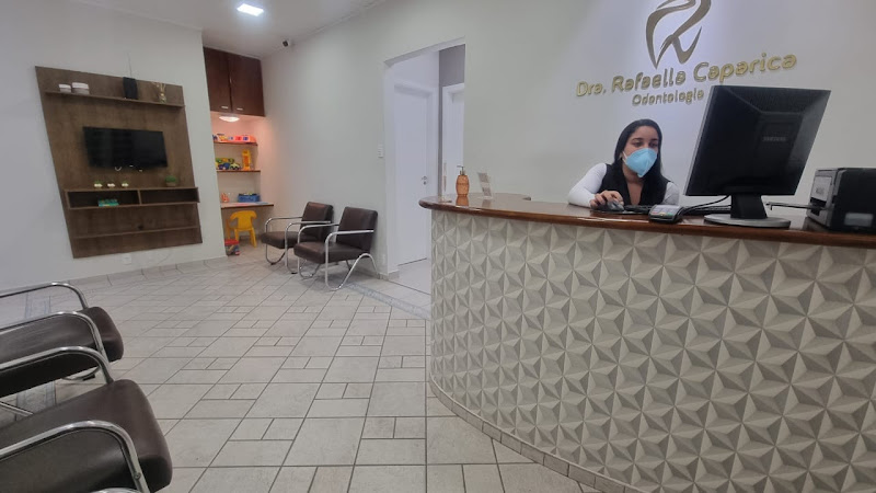 Foto 3 de Dra. Rafaella Caparica - Dentista