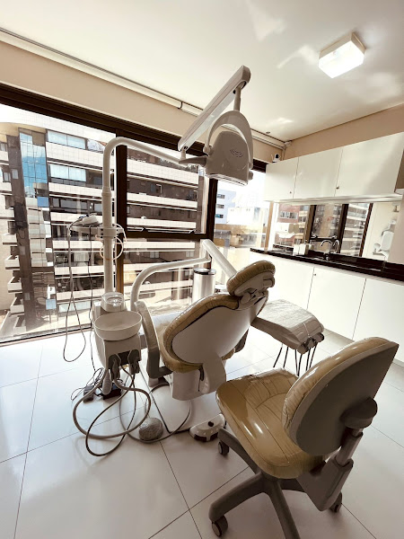 Foto 2 de Dra. Rafaella Mendonça | Cirurgiã - Dentista