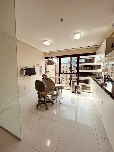 Foto 3 de Dra. Rafaella Mendonça | Cirurgiã - Dentista