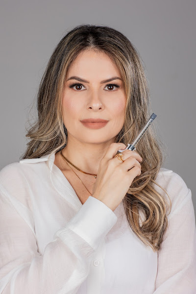 Foto 2 de Dra Rafaella Taffner Harmonização Facial