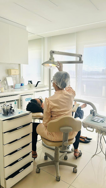 Foto 3 de Dra Raissa Martins