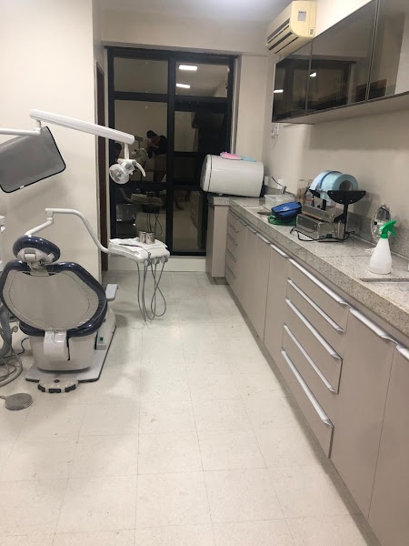 Foto 3 de Dra. Raíssa Santos Odontologia Especializada