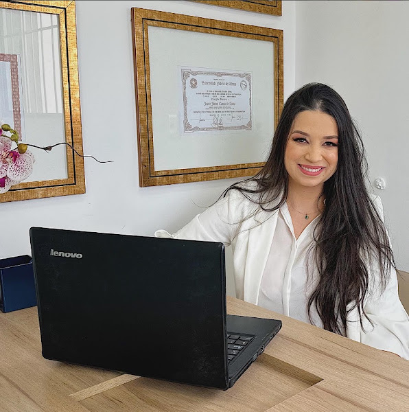 Foto 3 de Dra. Raphaela Oliveira - Dentista - Ortodontista