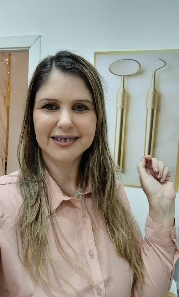 Foto 2 de Dra. Raquel Alves Odontologia Estética