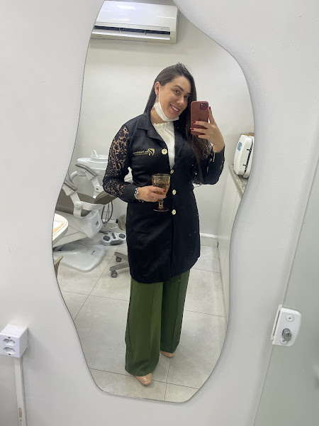 Foto 3 de Dra. Rayane Abreu - Cirurgiã Dentista