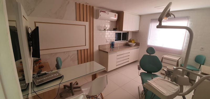 Foto 2 de Dra Rayelle Guimarães