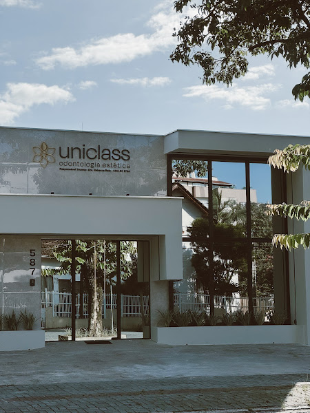 Foto 2 de Dra. Rebecca Reis