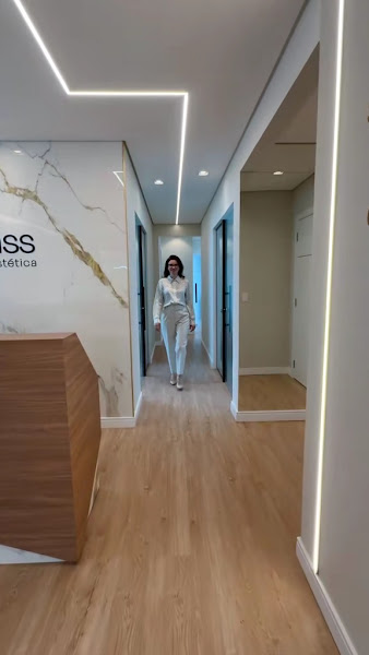 Foto 3 de Dra. Rebecca Reis