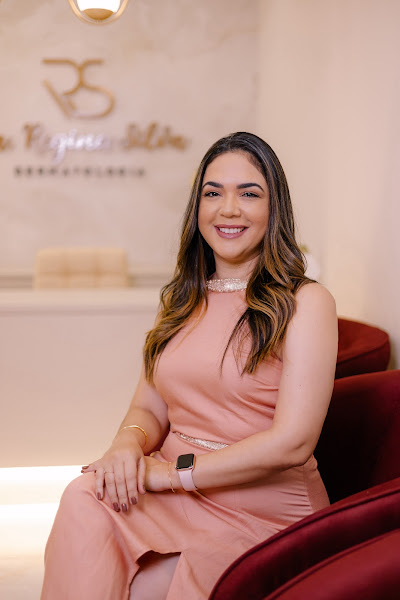 Foto 2 de Dra Regina Silva - Dermatologista