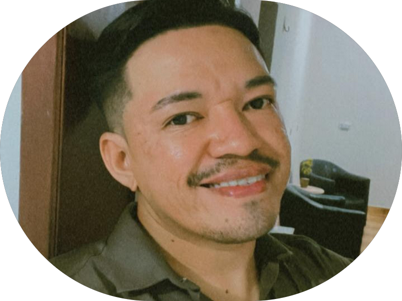 Foto 5 de Dra. Regivania Costa - Dentista em Sobral - Harmonização / Prótese Dental