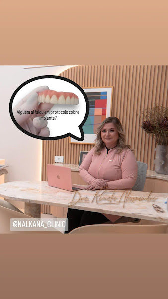 Foto 2 de Dra. Renata Alexandre Cirurgiã Dentista/Implante/Prótese