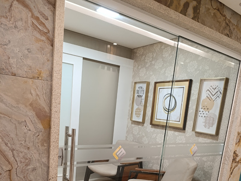 Foto de Dra. Renata Cristina Santos Cruz Silveira