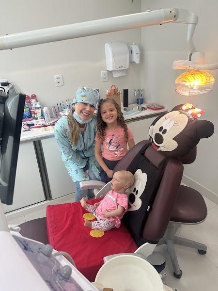 Foto 2 de Dra. Renata Dentista de Criança Invisalign Doctor