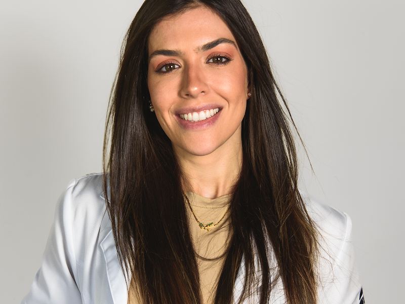 Foto 2 de Dra Renata França Dermatologista