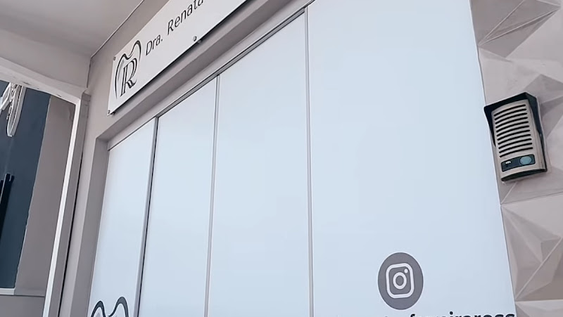 Foto 2 de Dra Renata Ross Odontologia e Harmonização Orofacial