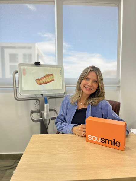 Foto 2 de Dra Renata Vela