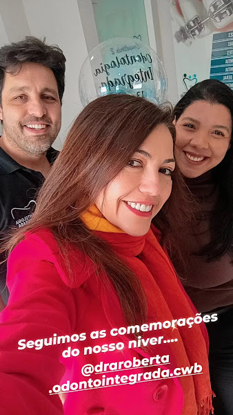 Foto 3 de Dra Roberta Almeida | Implante Dentário Curitiba