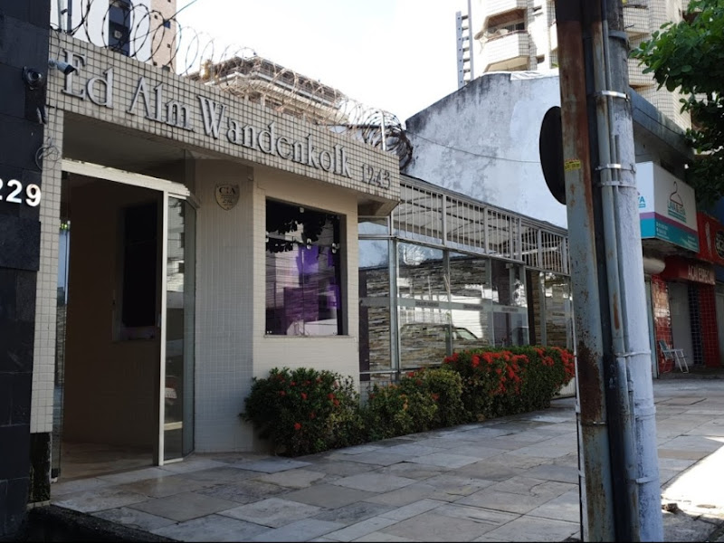 Foto de Dra. Roberta Florenzano - Dentista e Harmonização Orofacial