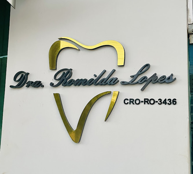 Foto 2 de Dra.Romilda Lopes Odontologia e implantodontia