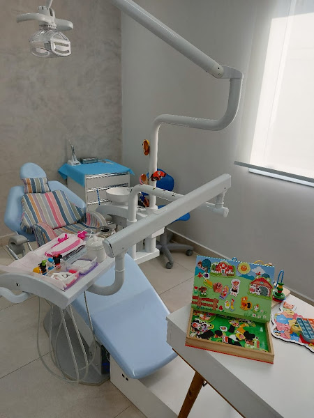 Foto 2 de Dra Romina Marhemberg odontopediatra