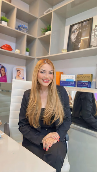 Foto 2 de DRA SABRINA HENRIQUES - HARMONIZAÇÃO FACIAL