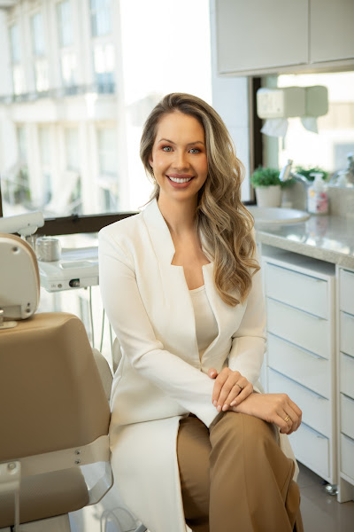 Foto 2 de Dra Sabrina Wilde