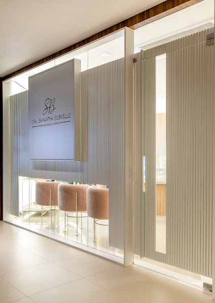 Foto 2 de Dra Samantha Busnello Harmonização Orofacial