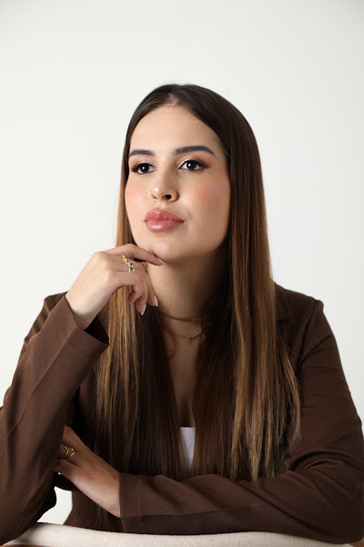 Foto 2 de Dra. Samara Muniz | Cirurgiã Dentista | Harmonização Facial