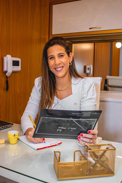 Foto 2 de Dra Sâmia Rahy Brandão