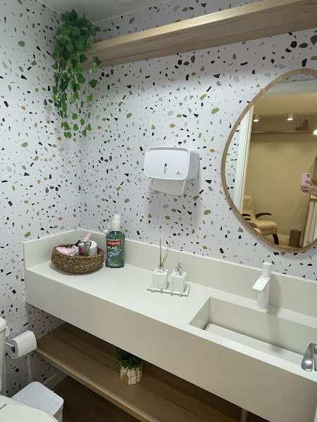 Foto 3 de Dra. Samira Moreti - Harmonização Facial