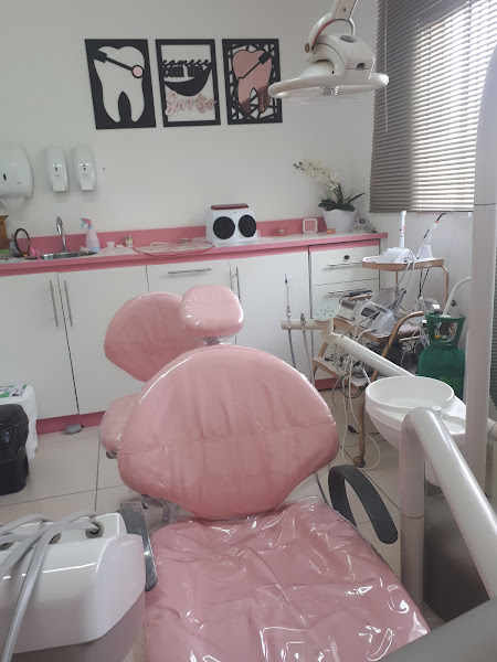 Foto 3 de Dra Sandra dentista Biológica