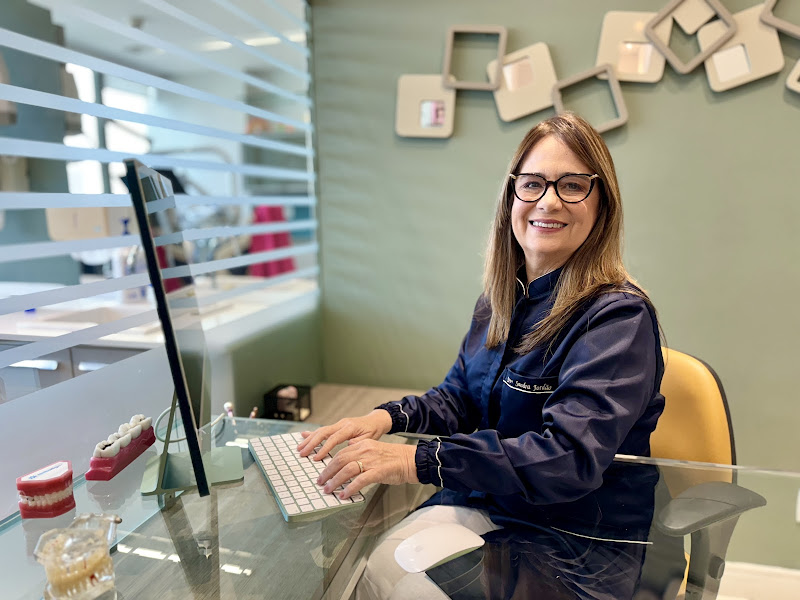 Foto 3 de Dra. Sandra Jordão - Dentista do sono | Ronco, Apneia e Bruxismo do sono | Aparelhos intraorais