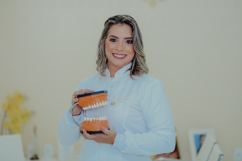 Foto 2 de Dra. Sanzia Abrantes