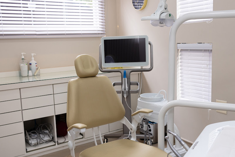 Foto 3 de Dra. Sara Salvação | Dentista - Invisalign e Ortodontia | Clínica geral