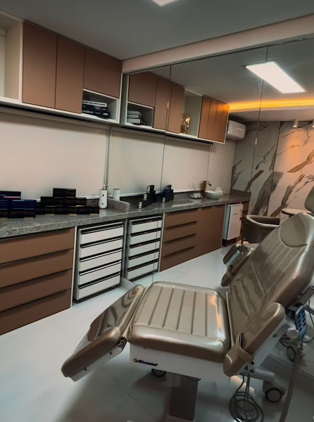 Foto 2 de Dra.Sarah Chaves - HarmonizaçãoOrofacial