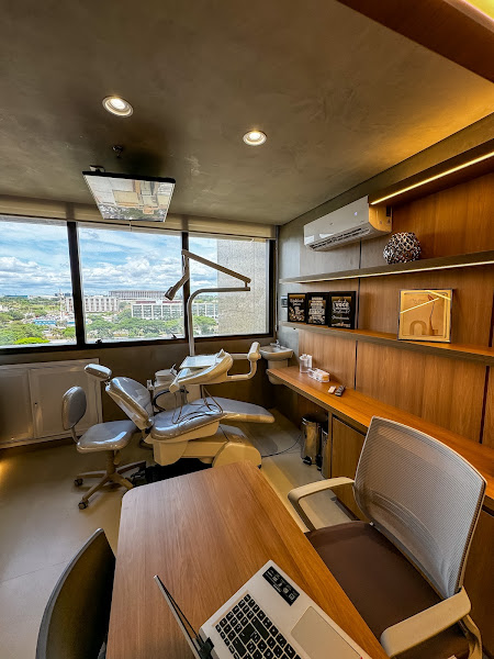 Foto 2 de Dra Sarah Saliba Gomide ( CLINICA INNOVABUCO )